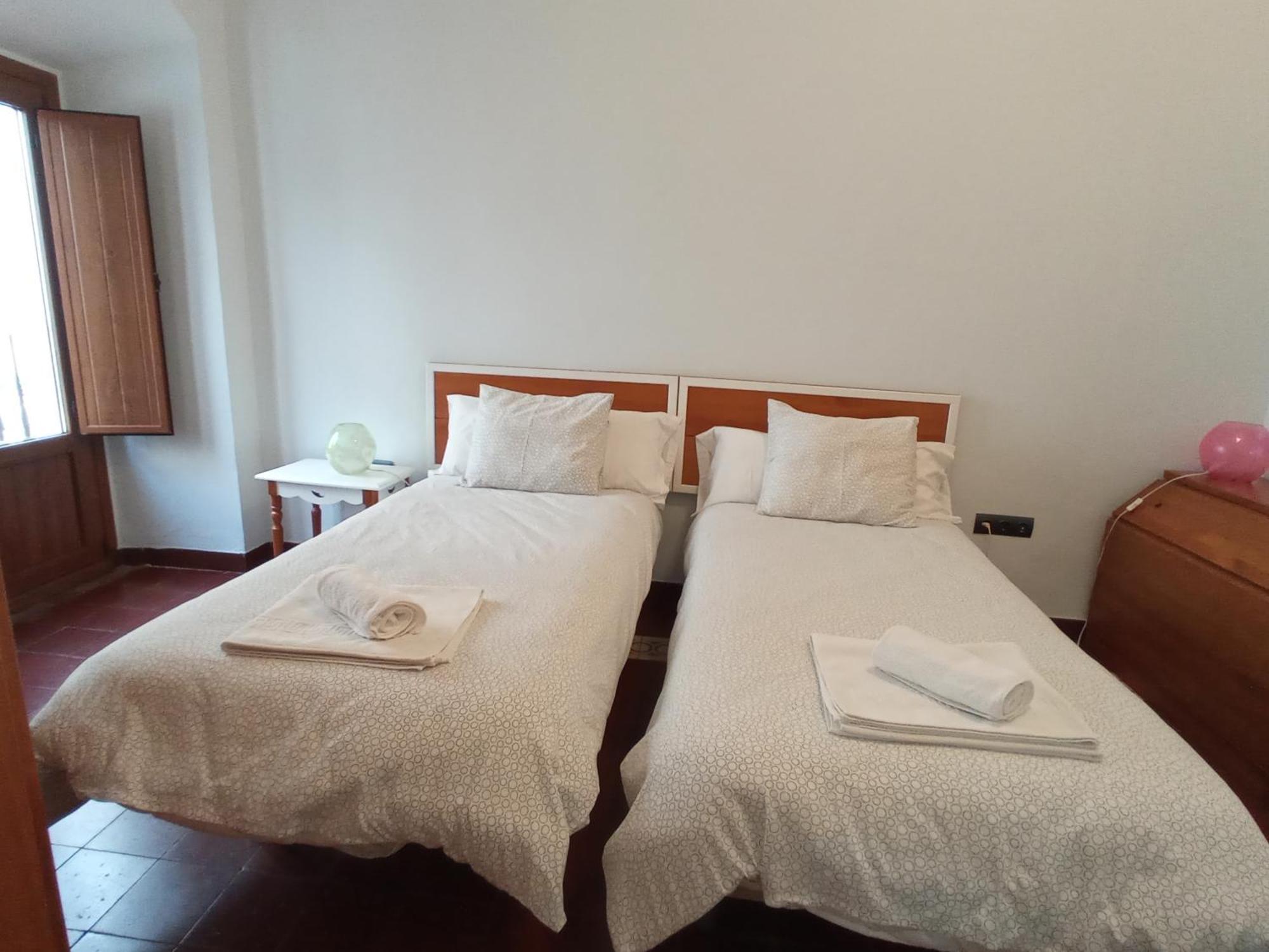 Apto La Almena 2 Junto A Plaza Mayor,2 Habitaciones,Parking Gratuito Caces Exterior foto